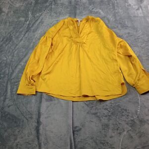 Laundry by Shelli Segal Gold Shirt Blouse Top Sz M V-Neck Long Sleeve Satin‎